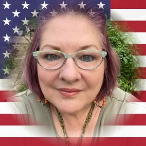 Meet your Posher, Becky